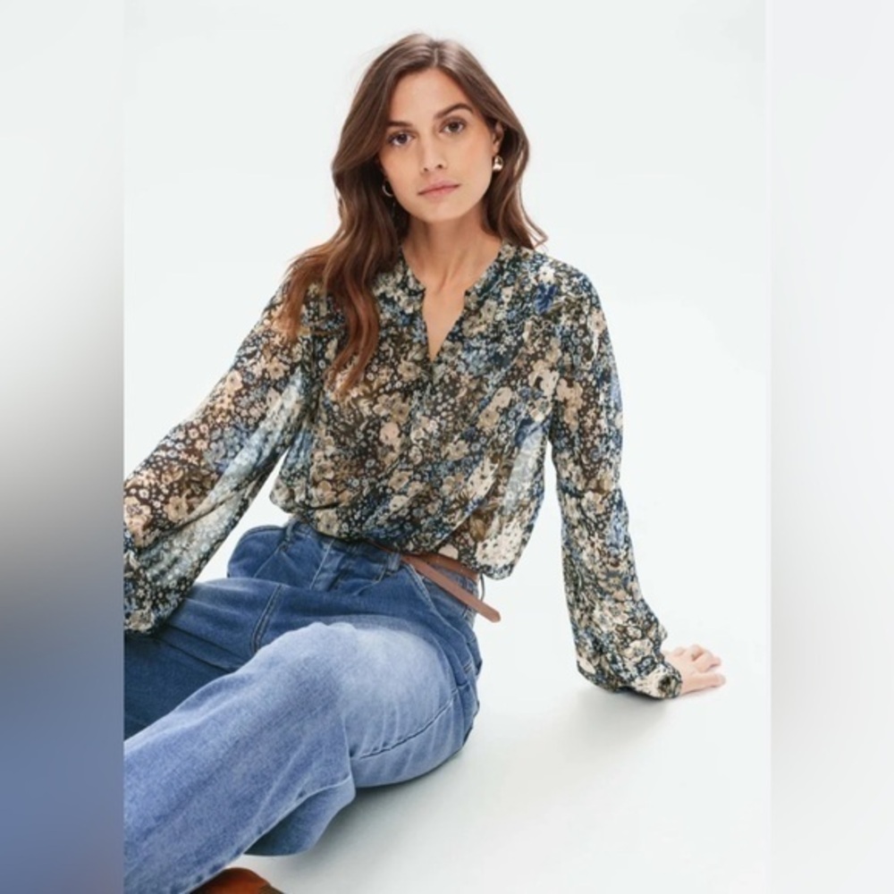 Rachel Zoe blue floral Boho long sleeve blouse size small